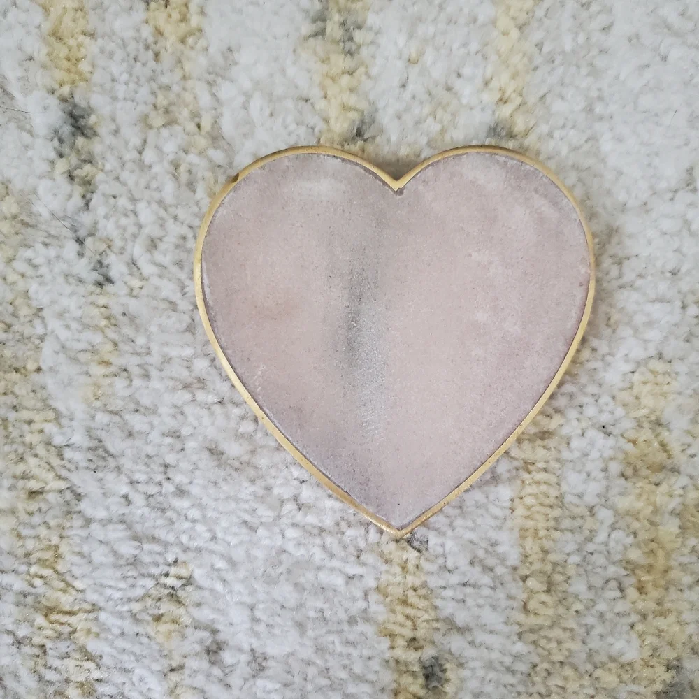 NWOT Anthropologie Marble Heart Coaster